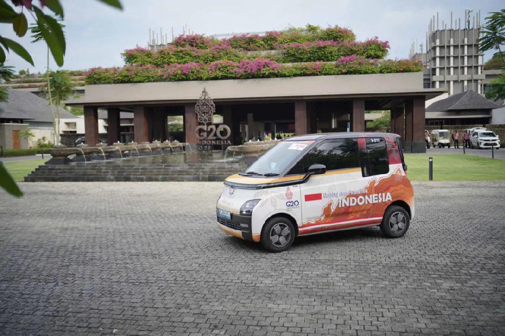 300 台五菱 Air ev 亮相巴厘岛，成 G20 峰会官方用车